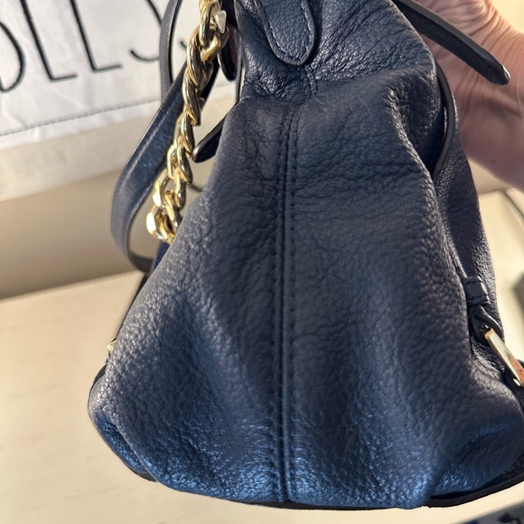Michael Kors Navy Leather Bag - Picture 8 of 14